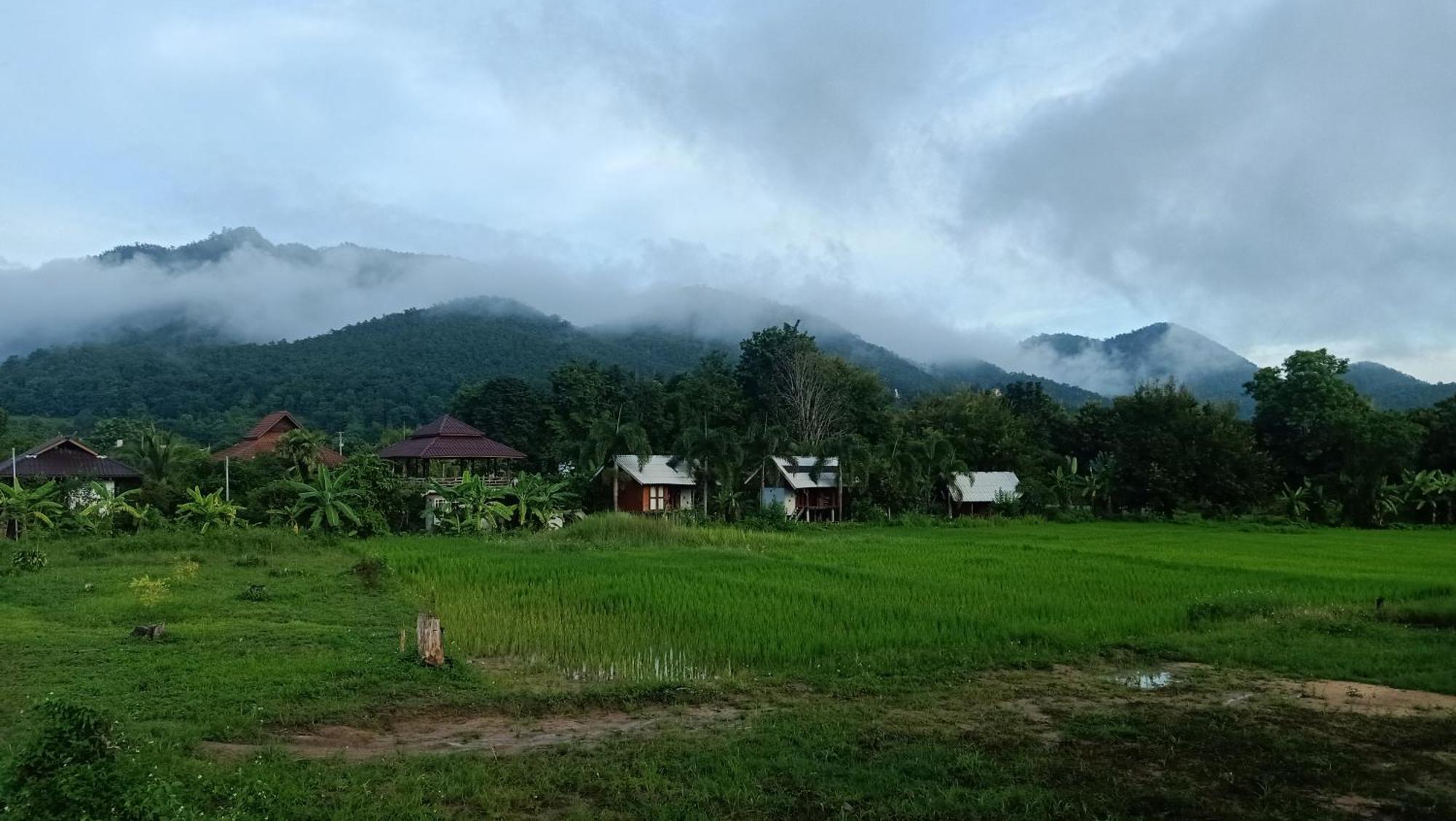 Ing Doi Guest House Pai Exterior foto