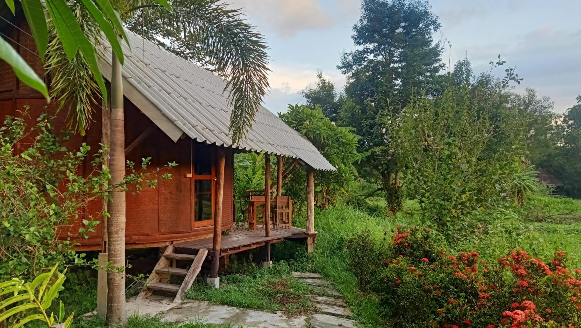Ing Doi Guest House Pai Exterior foto